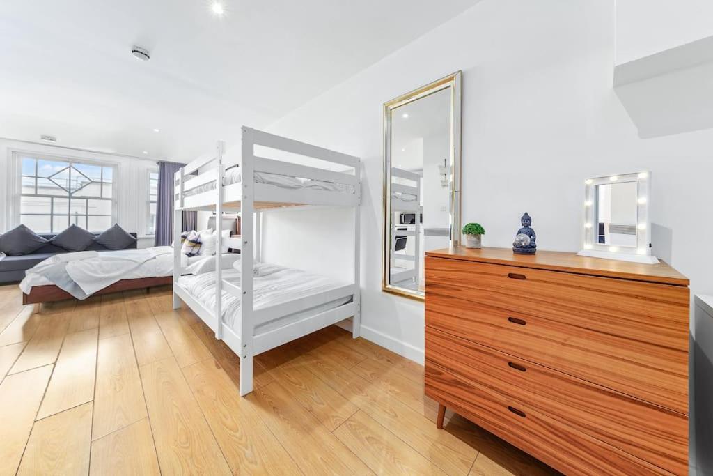 Spacious And Delightful Sleep 5 Piccadilly Vrc Londra Esterno foto