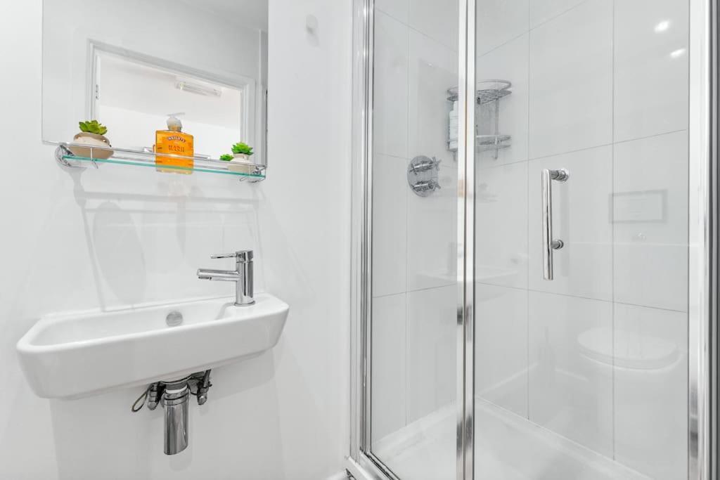 Spacious And Delightful Sleep 5 Piccadilly Vrc Londra Esterno foto